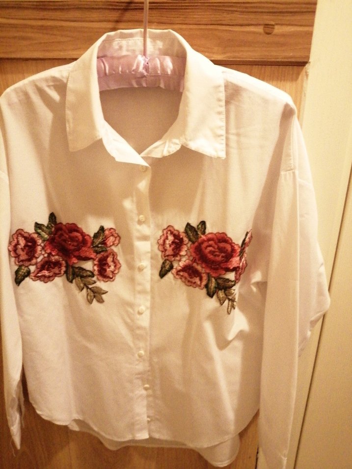 Nakışlı Beyaz Pamuklu Uzun Kollu Kadın Gömlek - Görsel 2