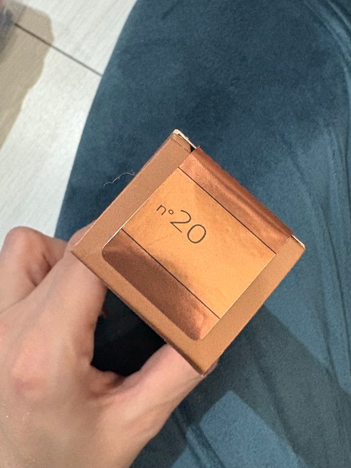 Note Cosmetics Sunglow Fondöten SPF 15 - 20 Orta - Görsel 3