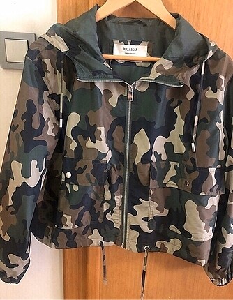 Pull and bear