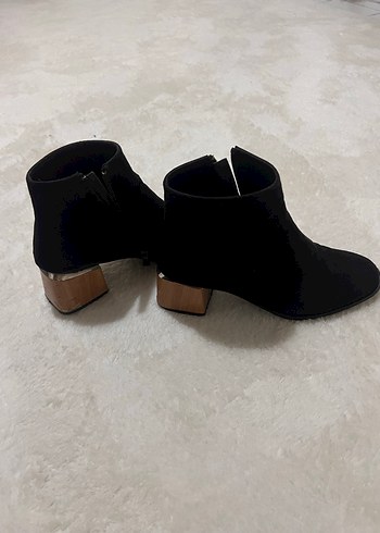 Siyah Süet Kürklü Kadın topuklu Bot - Görsel 4