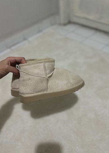 Bej Süet kürklü ugg bot - Görsel 2