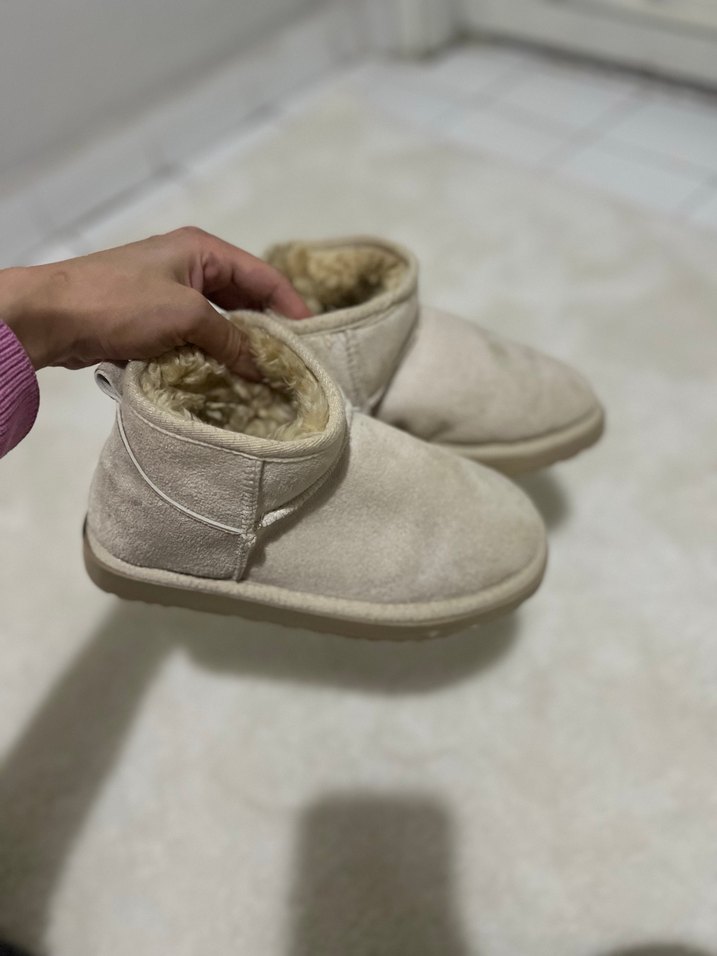 Bej Süet kürklü ugg bot - Görsel 3