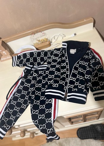 Gucci bebek eşofman takımı - Görsel 4