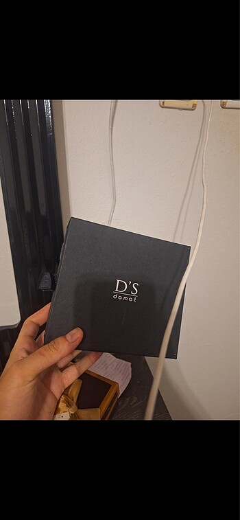 Damat marka kravat düğme hediyelik kutuda