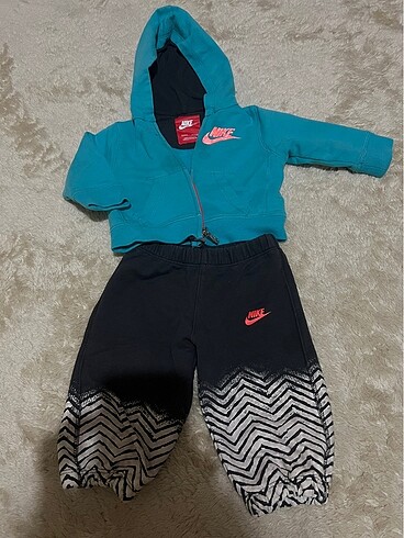 Orijinal nike bebek eşofman takımı
