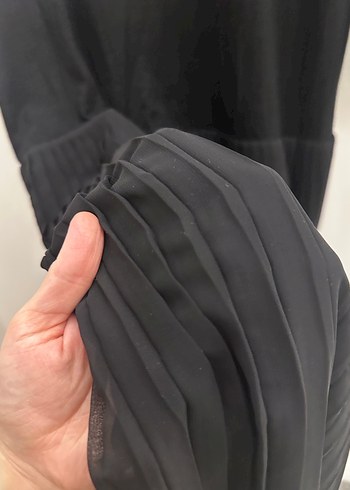 Siyah Uzun Kollu Piliseli Kadın Elbise - Görsel 2