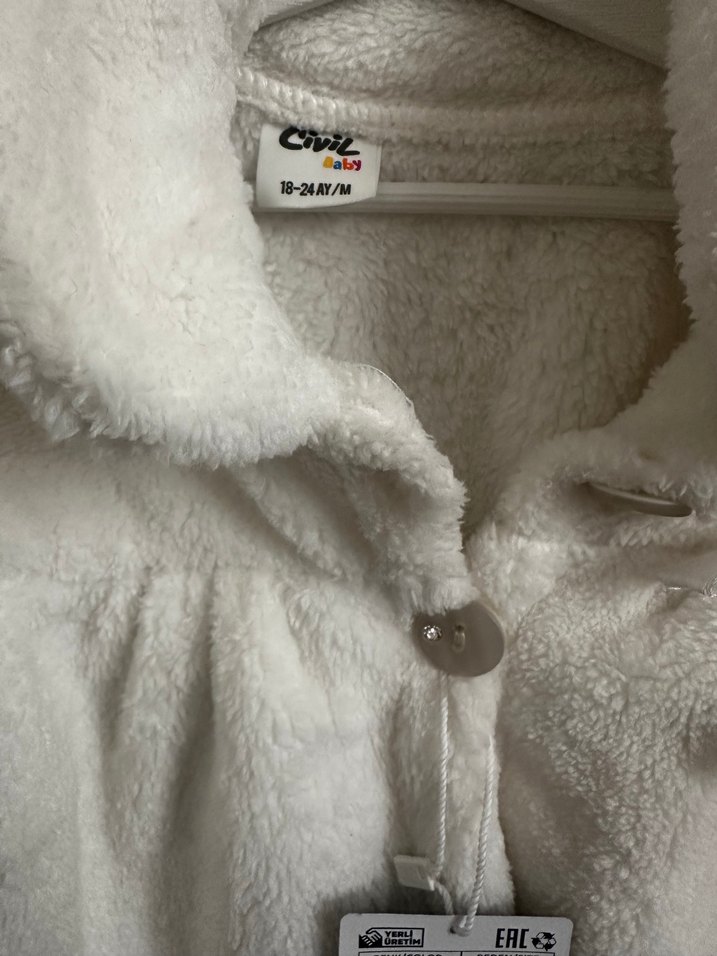 Kız Çocuk Beyaz Peluş Ceket - Görsel 4