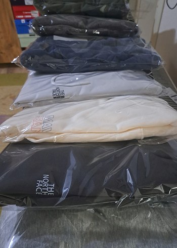 Kapüşonlu Sweatshirt