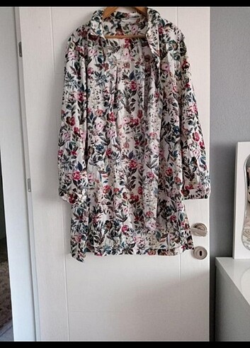 3 xl etiketsiz hiç giyilmemiş bayan gomlek
