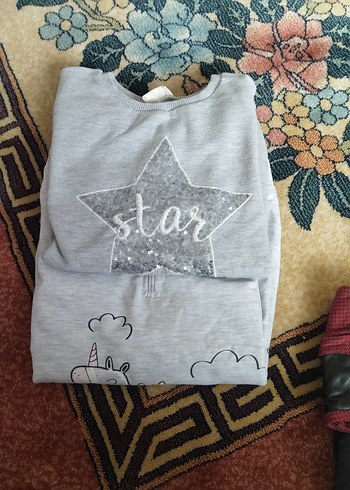 Kız Gri Nakışlı Fermuarlı Sweatshirt iki adet yanındakı hediye - Görsel 7