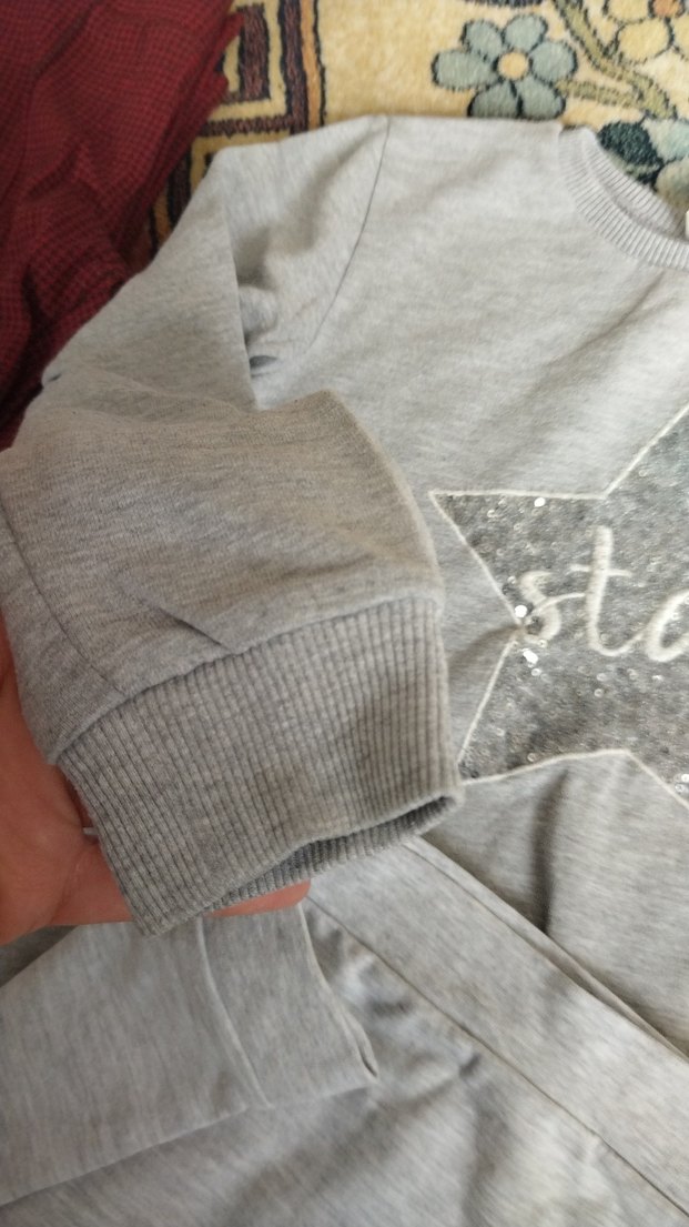 Kız Gri Nakışlı Fermuarlı Sweatshirt iki adet yanındakı hediye - Görsel 3