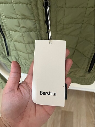 l Beden bershka haki bomber ceket