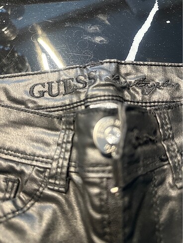 8 Yaş Beden siyah Renk 8 yaş guess parlak mum pantolon