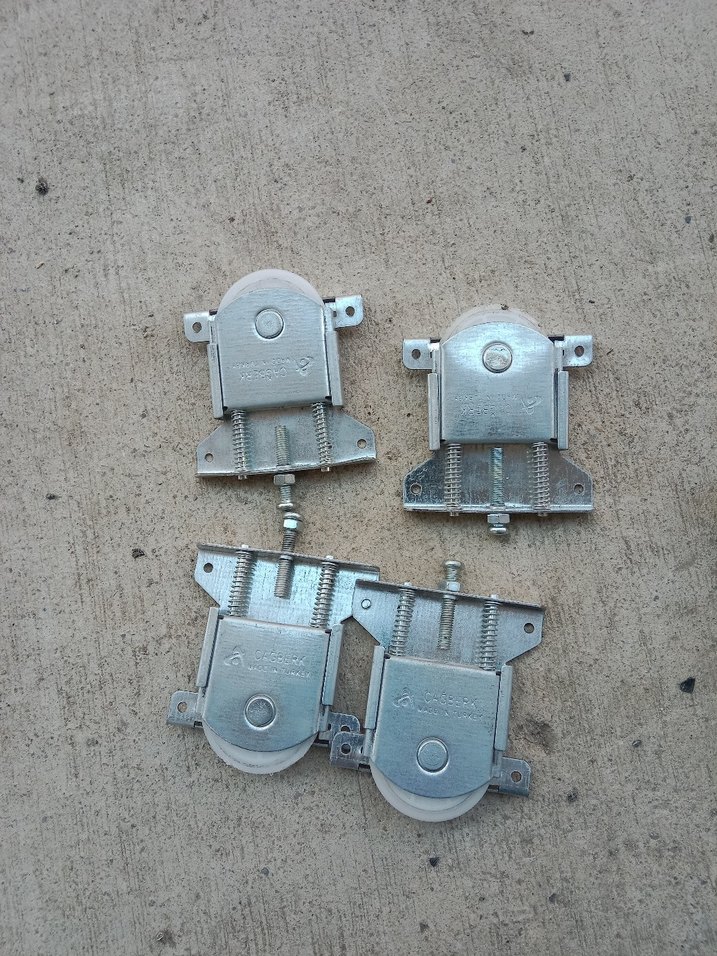 Raymek Dolap Tekeri Sürgülü Kapak Makarası 4 Adet - Görsel 2