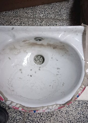 Kirli Beyaz Seramik Lavabo tanesi 750 TL sıfır - Görsel 4