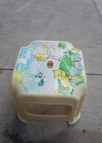 Pastel Renkli Beyaz Çocuk Taburesi - Görsel 3