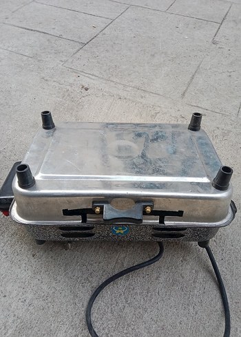 Gri Elektrikli Izgara ve Tost Makinesi - Görsel 2