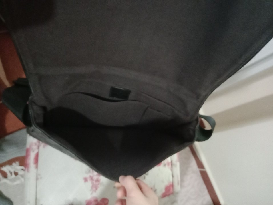 Louis Vuitton Parlak Siyah bayan omuz çantası marka kalite - Görsel 3