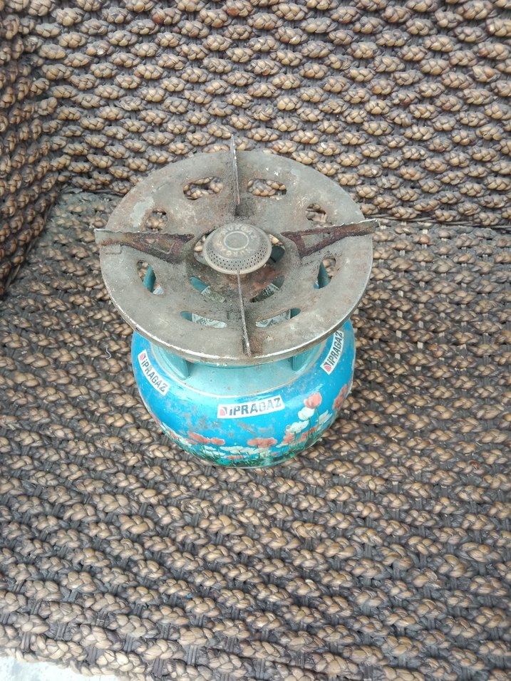 boş piknik tüpü - Görsel 3