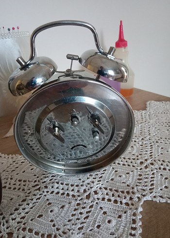 Antika Sarı ve gümüş renkli Çalar Saatler tanesi  850 tl tl - Görsel 4