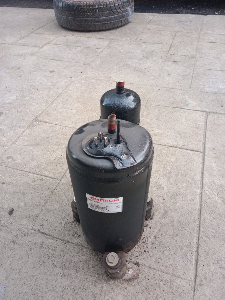 Hitachi SHY33MC4-U Kompresör sağlam çalışıyor - Görsel 2