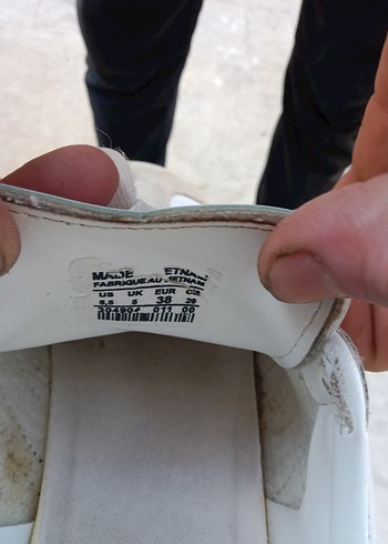 Erkek Çocuk Spor Ayakkabı 32,33 numara 2 çifti 500tl - Görsel 5