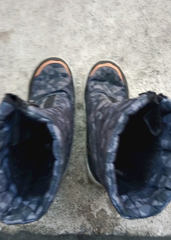 Erkek Çocuk Kamuflaj Desenli Bot - Görsel 2