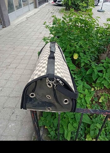 Kedi taşıma çantası 