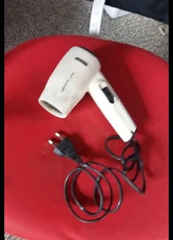  Beden Saç kurutma Makinesi tanesi 450tl
