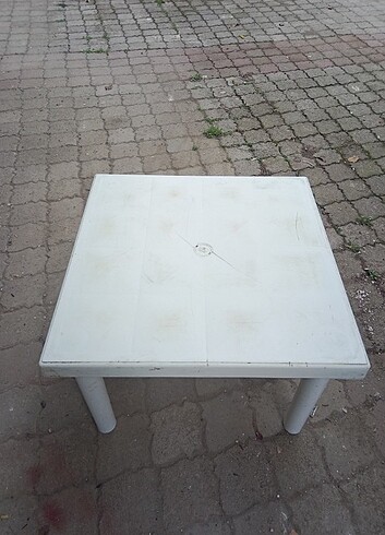 Plastik masa beyaz 70x70cm