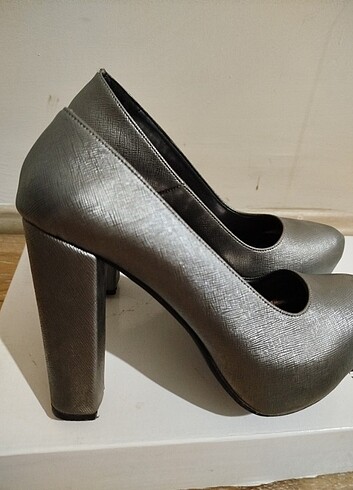 Kadın topuklu ayakkabı  - Görsel 4