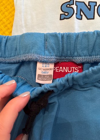 LC Waikiki 3-4 yas lcw Mavi Snoopy Baskılı Bebek Takımı