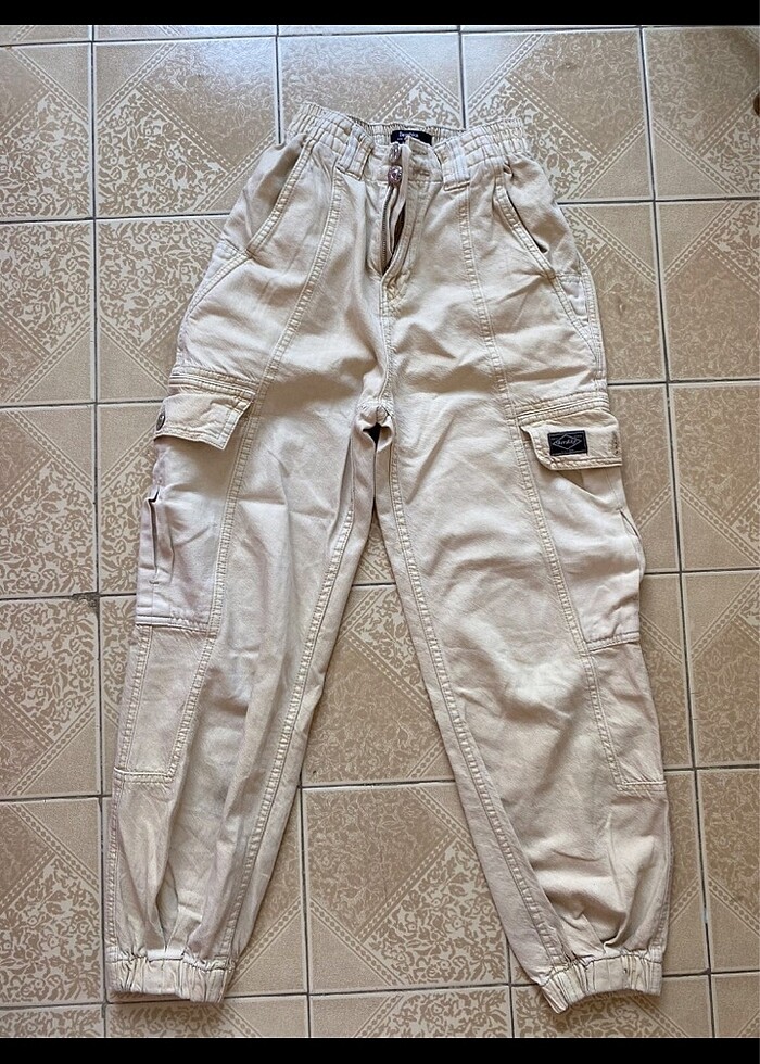 Bershka Kargo Pantolon - Görsel 3