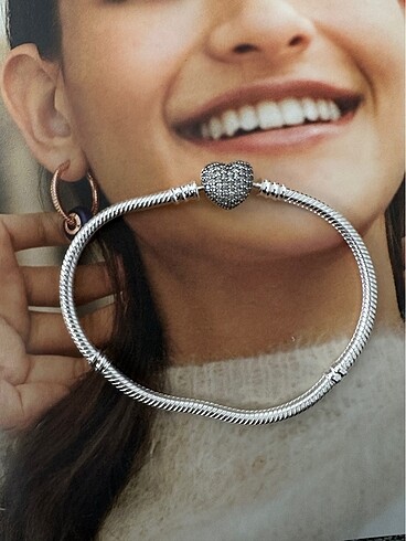 Pandora 18 cm taşlı kalp bileklik