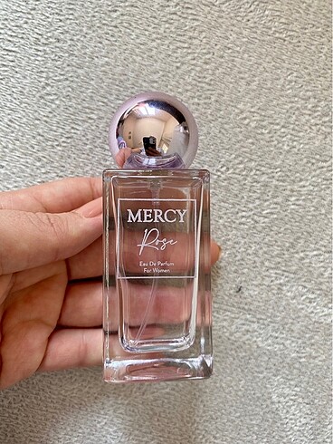 Farmasi Mercy parfüm