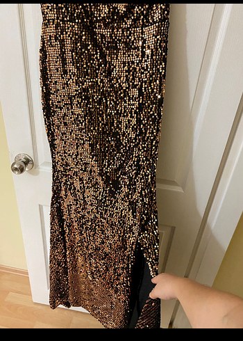 Tek omuz bakır payetli abiye  Uzun Abiye - Görsel 4