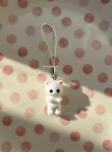 beyaz sylvanian families charm