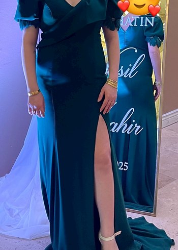 Yeşil haki uzun yırtmaçlı kuyruklu Abiye Elbise - Görsel 11