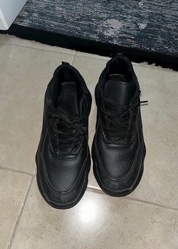 Derimod Kadın Siyah Bağcıklı Platform Spor Ayakkabı - Görsel 3