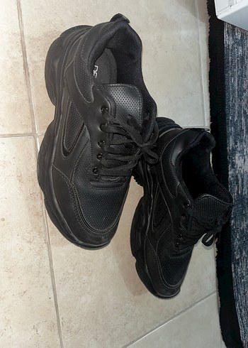 Derimod Kadın Siyah Bağcıklı Platform Spor Ayakkabı - Görsel 2