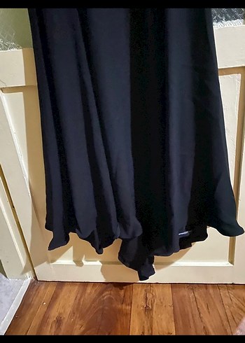 Kadın Siyah Altın Kuşaklı Uzun Abiye Elbise - Görsel 2