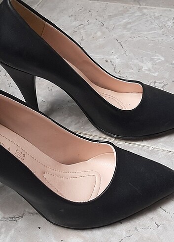 38 Beden Alinda ince topuklu stiletto kadın ayakkabı