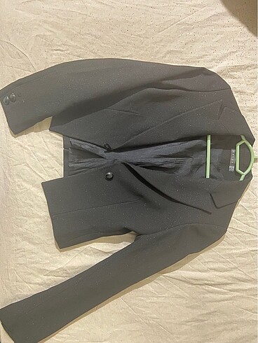 Kısa blazer ceket