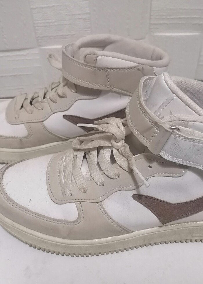 Bilekli spor ayakkabı 39 numara  - Görsel 3