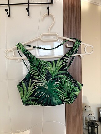 yapraklı bikini üstü