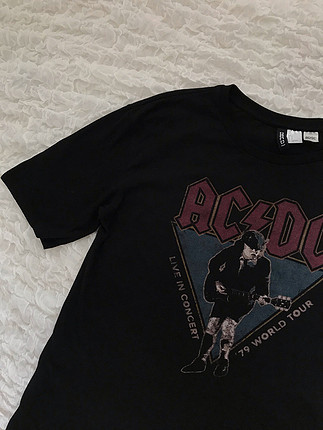 H&M ACDC tişört