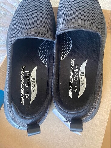 35 Beden sketchers on the go joy babet
