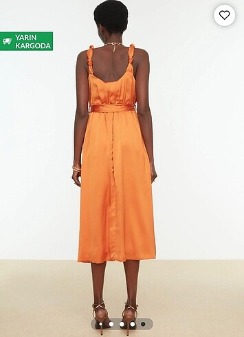 Trendyol & Milla Saten elbise #mango #koton #zara