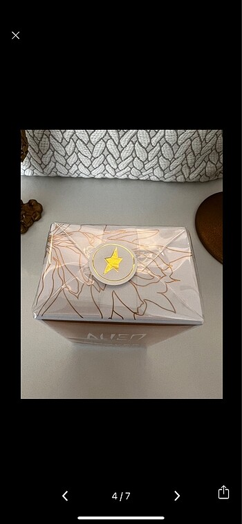  Beden Renk Alien Goddess İntense edp