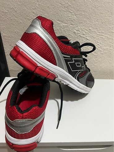 Lotto Spor Ayakkabı - Görsel 2